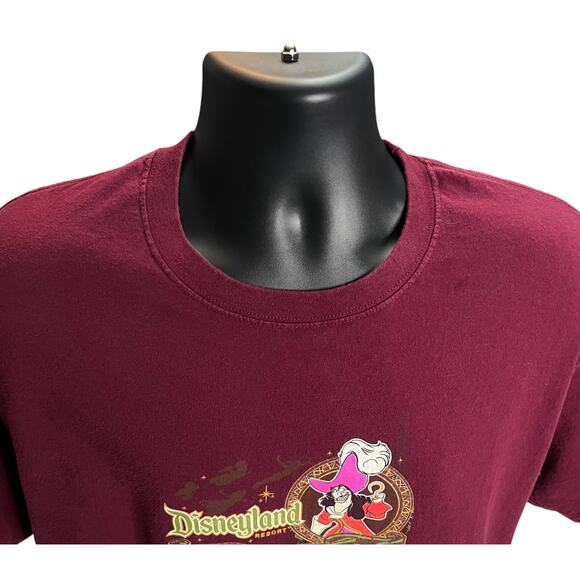 Disneyland Resort Never Land 5K 2013 T-Shirt XL – Captain Hook & Crocodile Rare - Picture 5 of 11